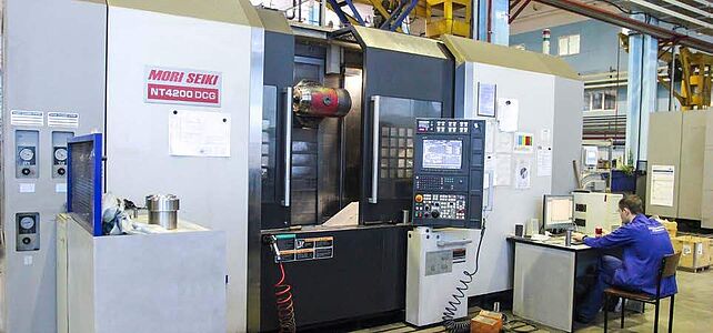 5-осевой обрабатывающий центр Mori Seiki NT4200DCG/1500S