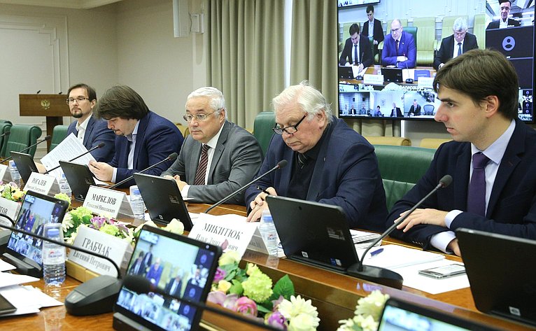 Фото: http://economy.council.gov.ru/events/news/139700/
